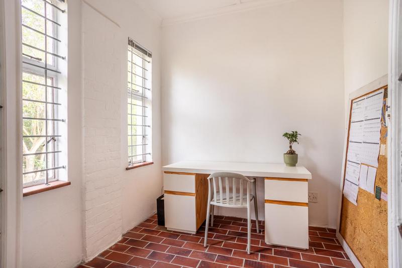 To Let 3 Bedroom Property for Rent in Pinelands Western Cape